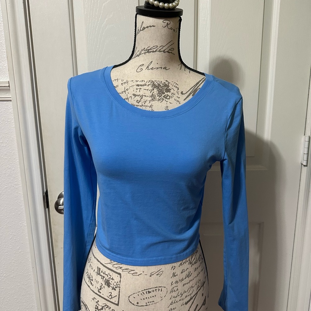 Blue Long Sleeve Crop Top